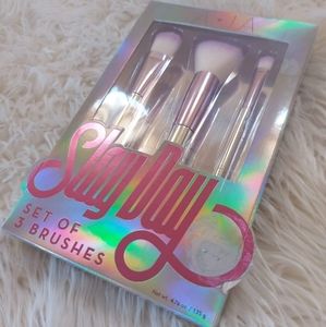 Slay Day set of 3 brushes
